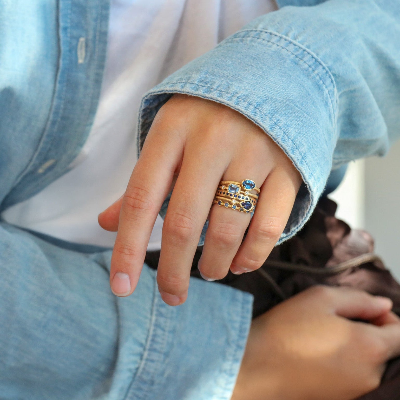 Yasuko Azuma 18K Gold East-West Pear-Shaped Sapphire Ring with