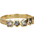 18K Gold Five Pentagonal Bezel - Set Blue Spinel Ring on Knife Edge Band - Peridot Fine Jewelry - Ali Dumont