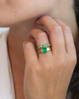 18K Gold Graduated Emerald Tapered Band - Peridot Fine Jewelry - Annie Fensterstock