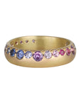 18K Gold Rounded Band with a Row of Varying - Sized Ombre Pink, Purple & Blue Sapphires - Peridot Fine Jewelry - Annie Fensterstock