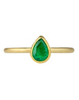 Gold Bezel-Set Teardrop Faceted Emerald Ring - Peridot Fine Jewelry - Petra Class
