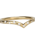 "V-Shaped" Ring with Scattered Diamonds - Peridot Fine Jewelry - Annie Fensterstock