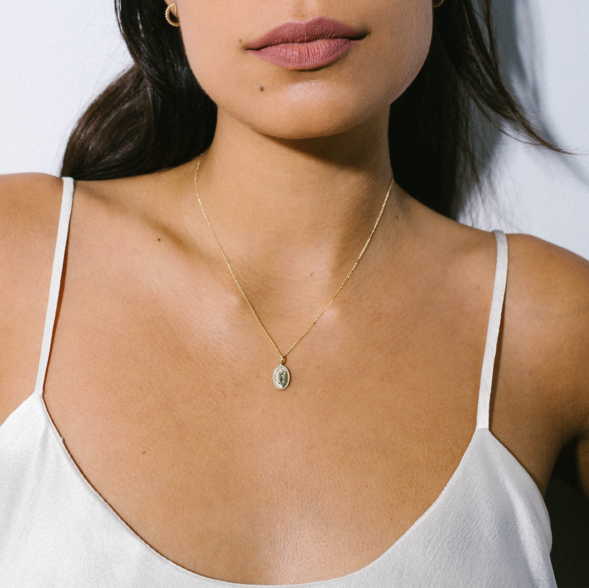 10K Gold Small "Olive Branch" Necklace with Diamond Detail - Peridot Fine Jewelry - Zahava