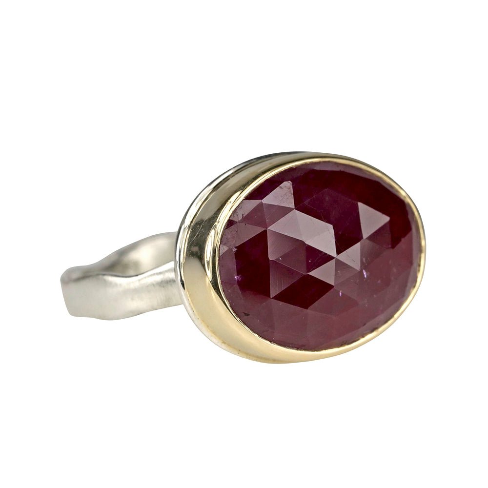 14K Gold Oval Indian Ruby Ring - Peridot Fine Jewelry - Jamie Joseph