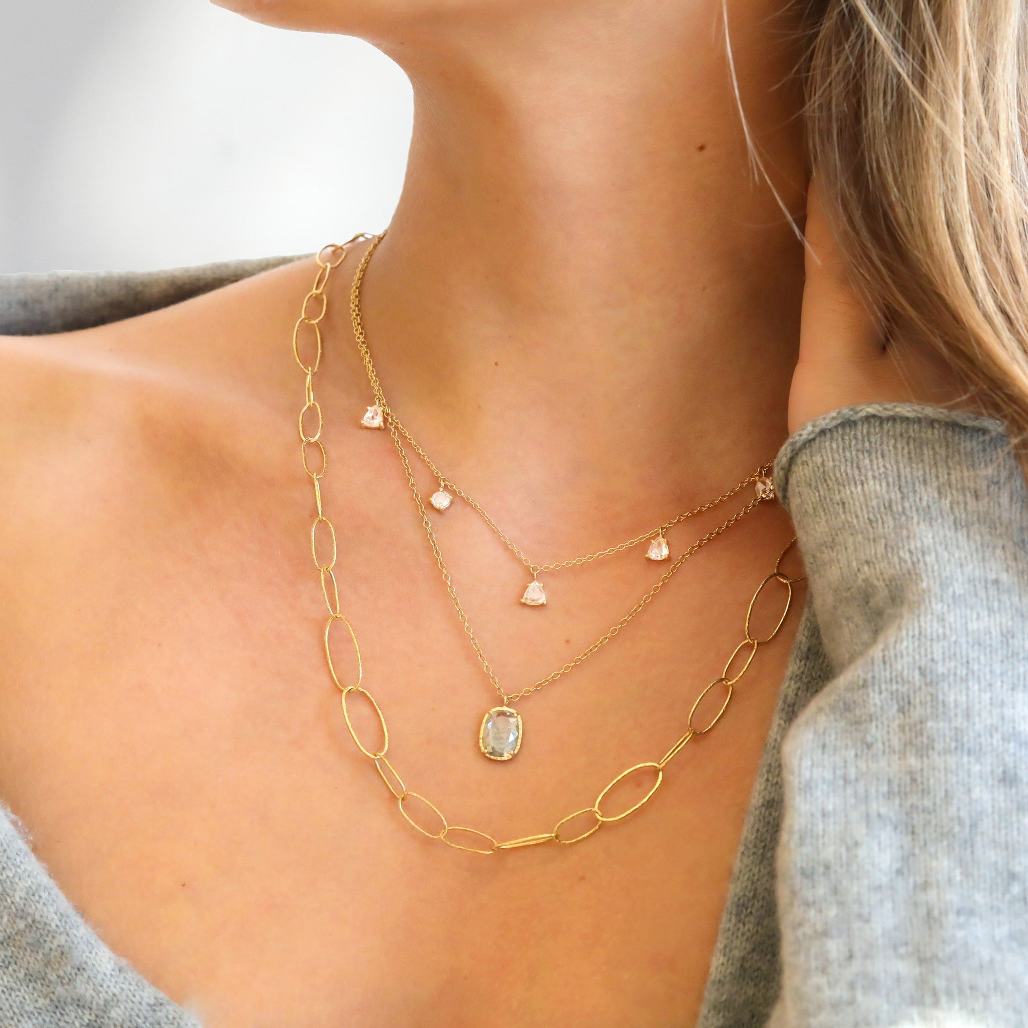 Yasuko Azuma 18K Gold Rosecut Rectangle Grey Diamond Necklace