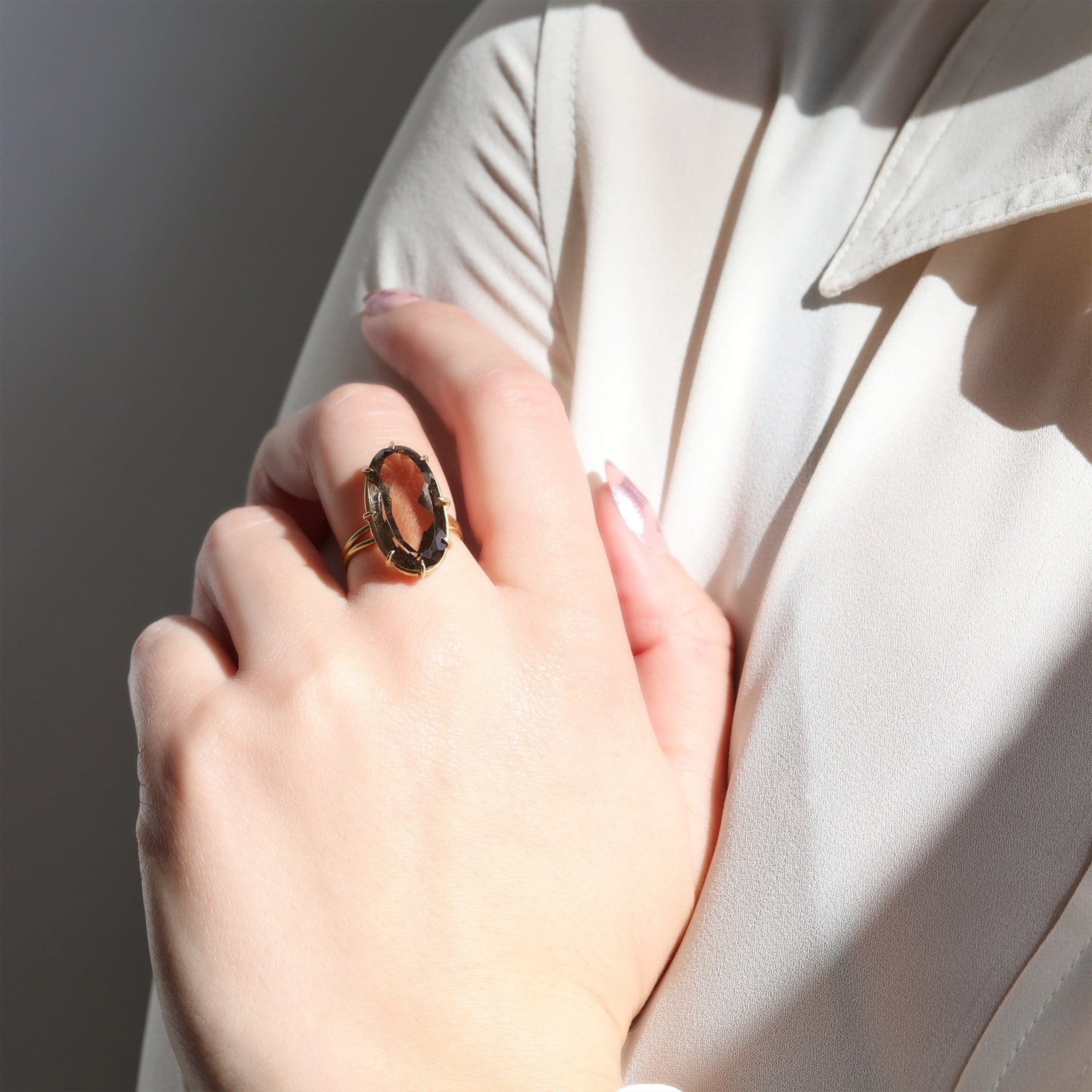 18K Gold and Oval Faceted Smokey Topaz Ring - Peridot Fine Jewelry - Rosanne Pugliese