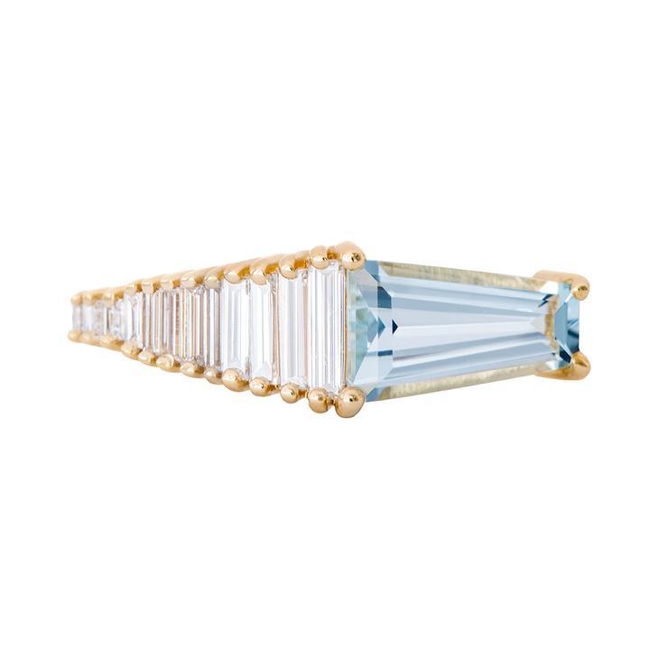 18K Gold Asymmetrical Trapeze Aquamarine &amp; Needle Baguette Diamond Ring - Peridot Fine Jewelry - Artemer