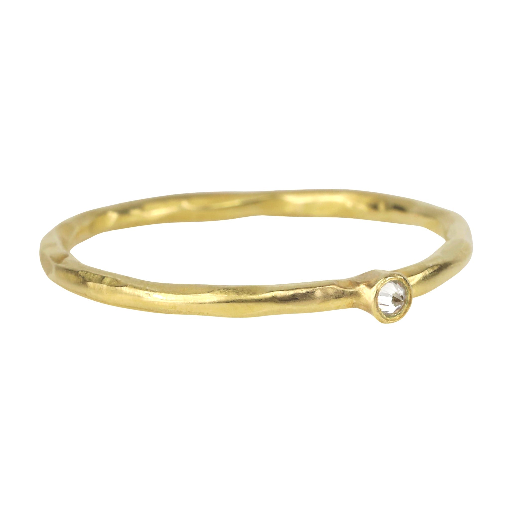 Kothari 18K Gold Hammered Stacking Ring with Round Inverted White Diamond