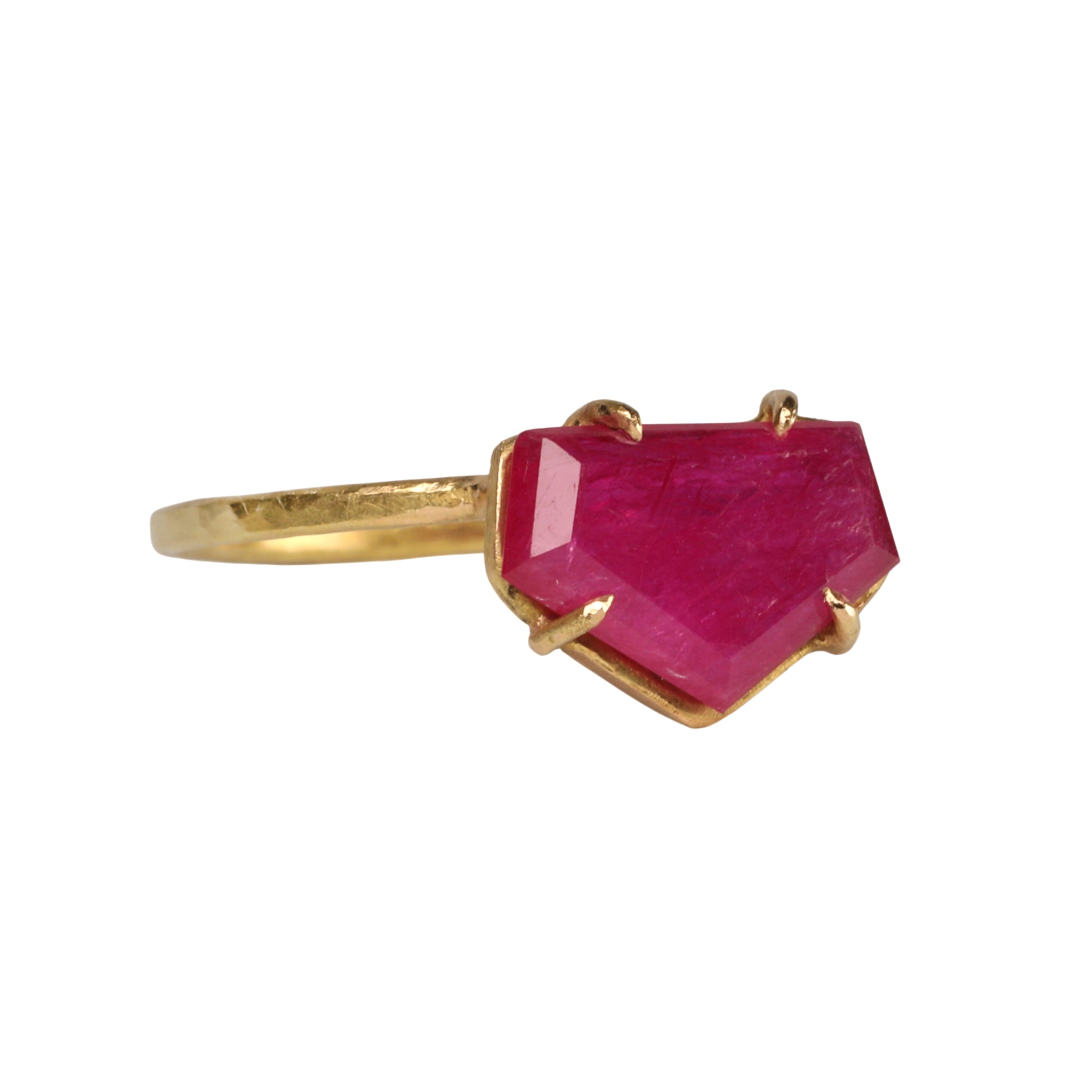 18K Gold Prong-Set Ruby Slice "Mini Gem" Ring - Peridot Fine Jewelry - Rosanne Pugliese