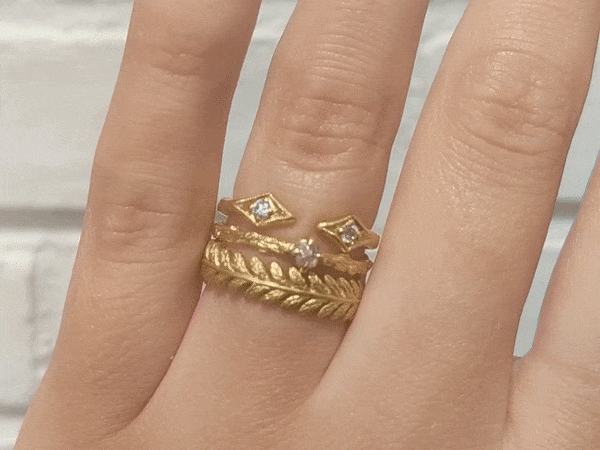 Cathy Waterman 22K Gold "Laurel Leaf" Ring