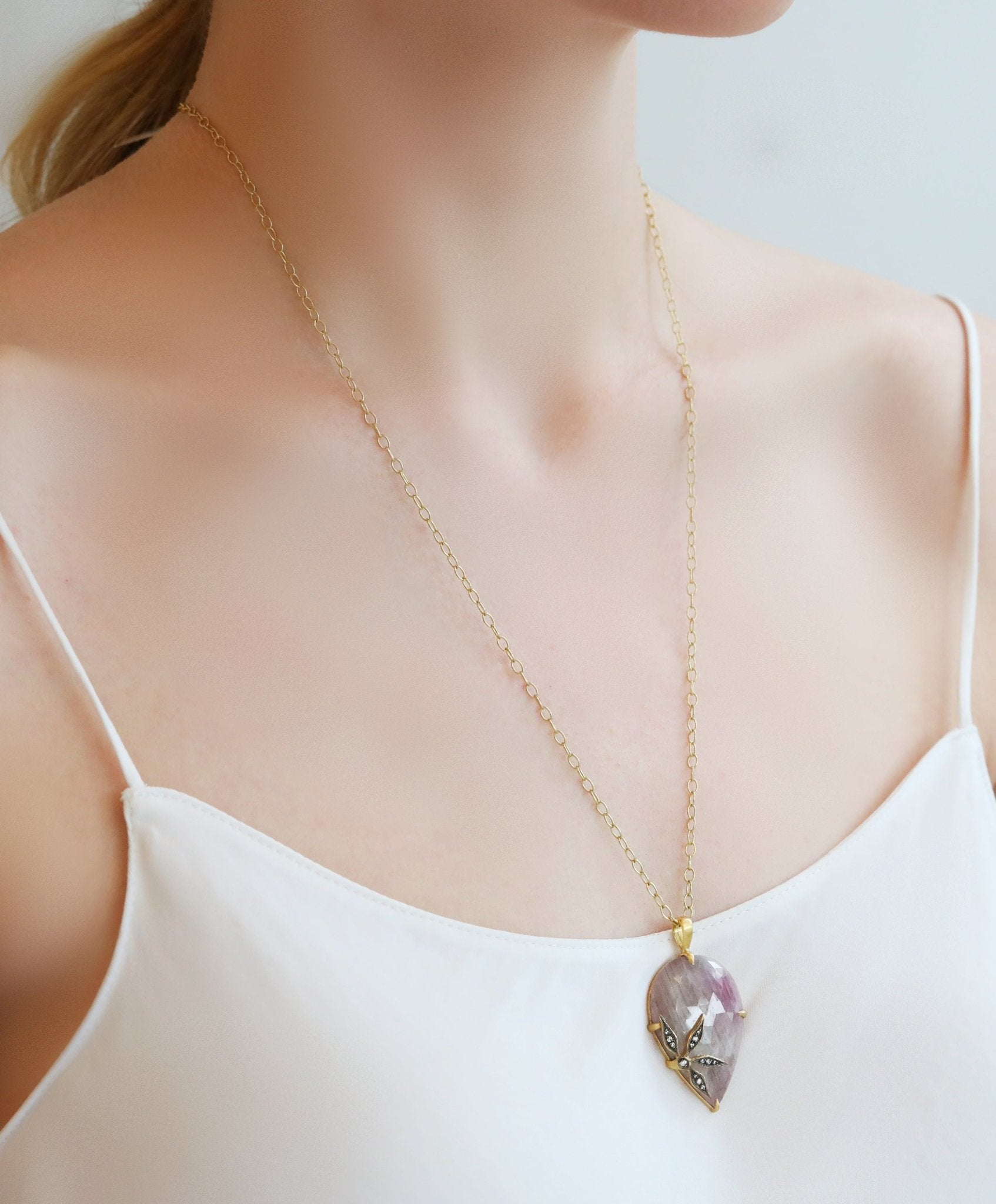 22K Gold "Tiny Lacy" Chain with Toggle Clasp - 24"