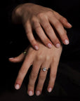 18K Yellow Gold 18K White Gold Platinum 18K Rose Gold Oval