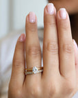 18K Yellow Gold 18K White Gold Platinum 18K Rose Gold Oval