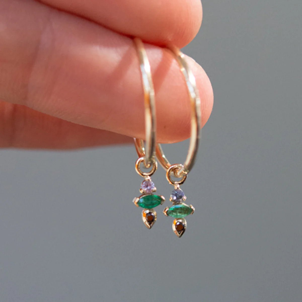 9K Gold Click Hoop with "Am-Pm: 6pm" Charm - Peridot Fine Jewelry - Metier by Tomfoolery