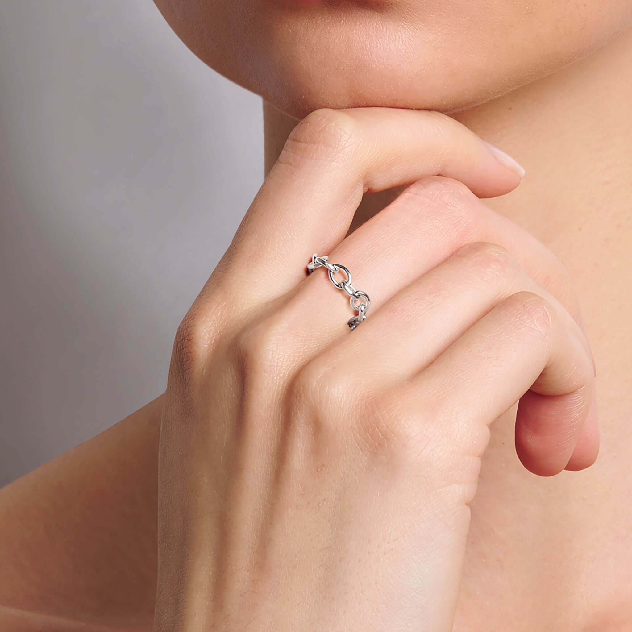 "Dean" Sterling Silver Handmade 16 Gauge Flexible Chain Ring - Peridot Fine Jewelry - Sarah Macfadden