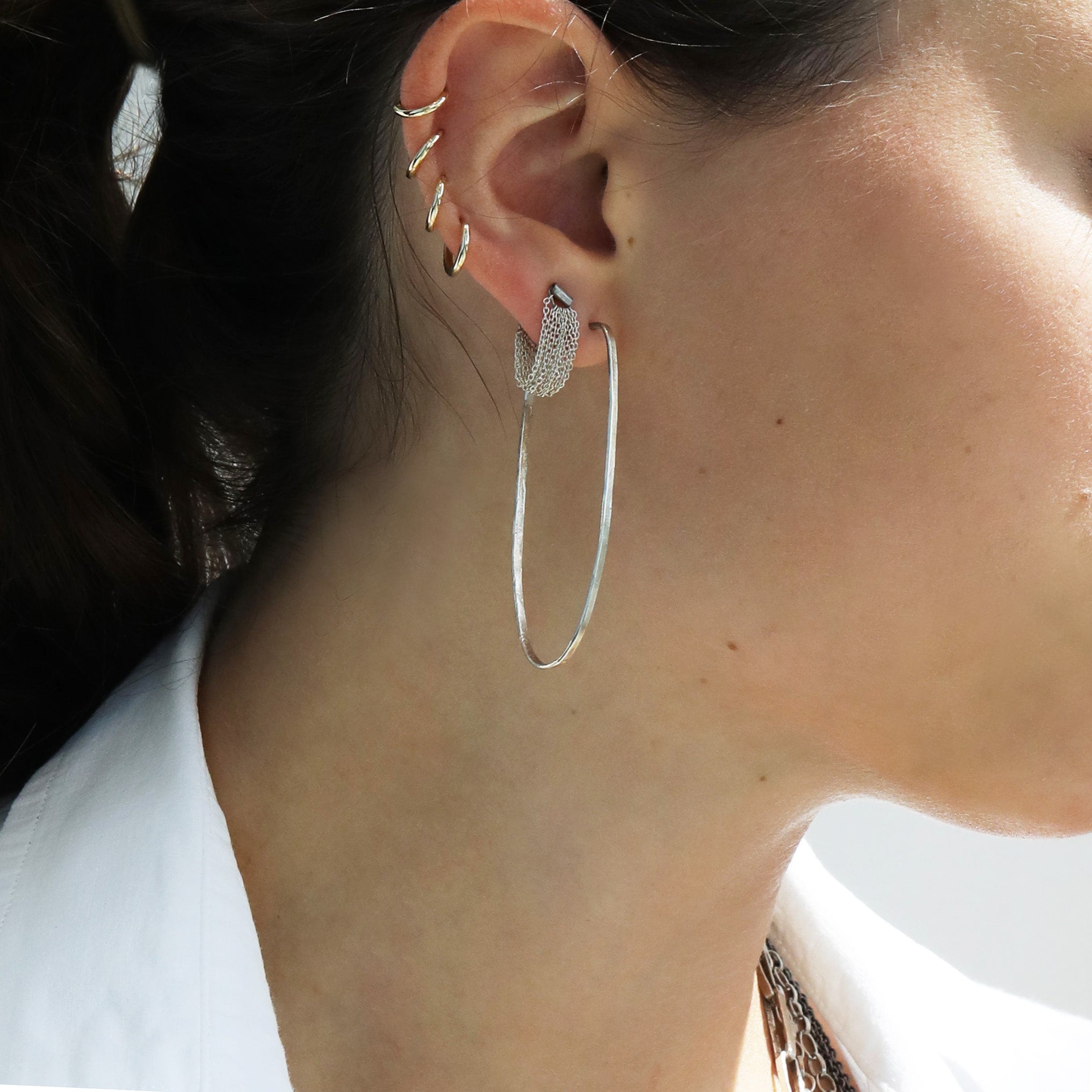 "Kent" Sterling Silver Long Oval Profile Hammered Hoops - Peridot Fine Jewelry - Sarah Macfadden