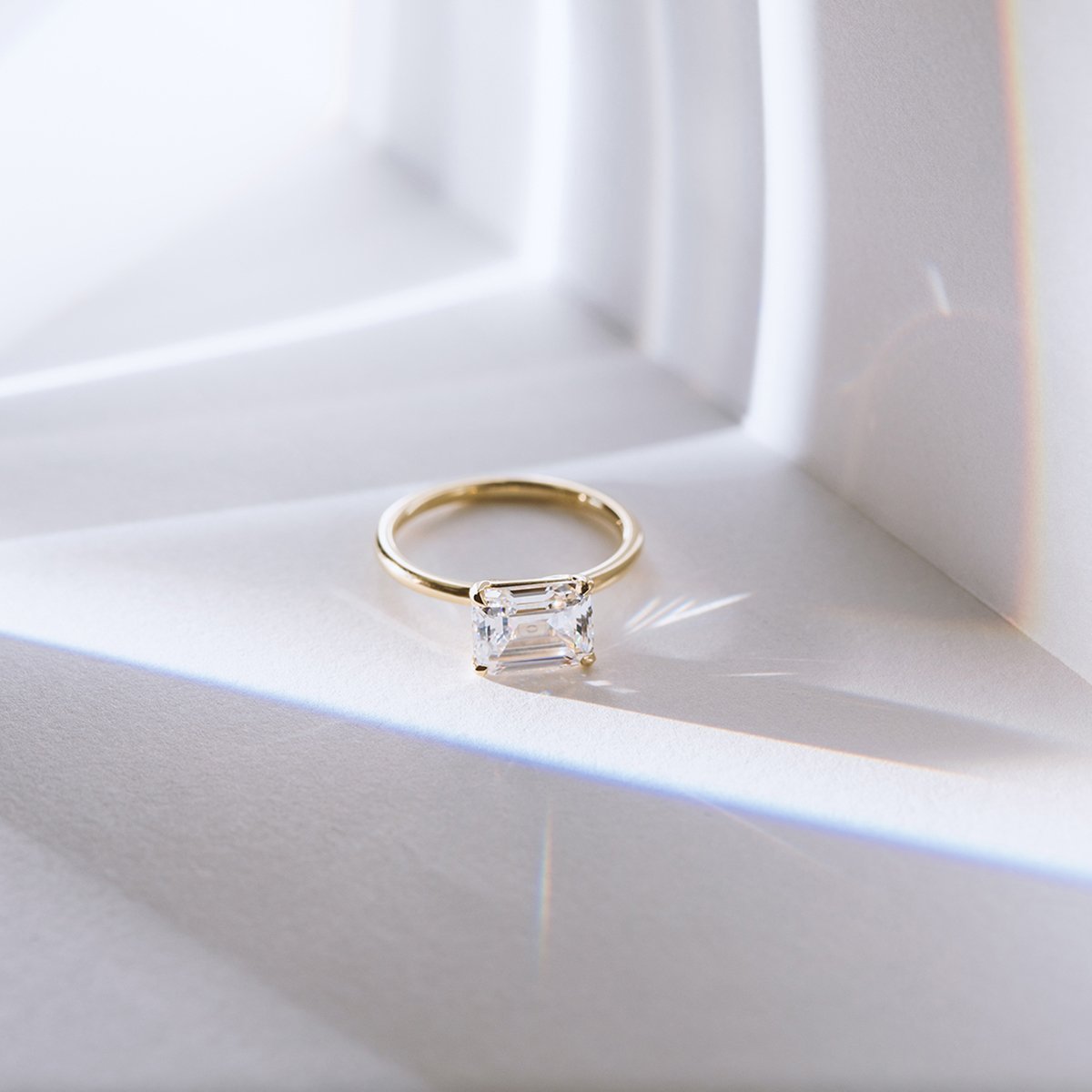 "Pixie" Hidden Halo 4-Prong Diamond Engagement Ring Mount with East/West Option - Peridot Fine Jewelry - ILA