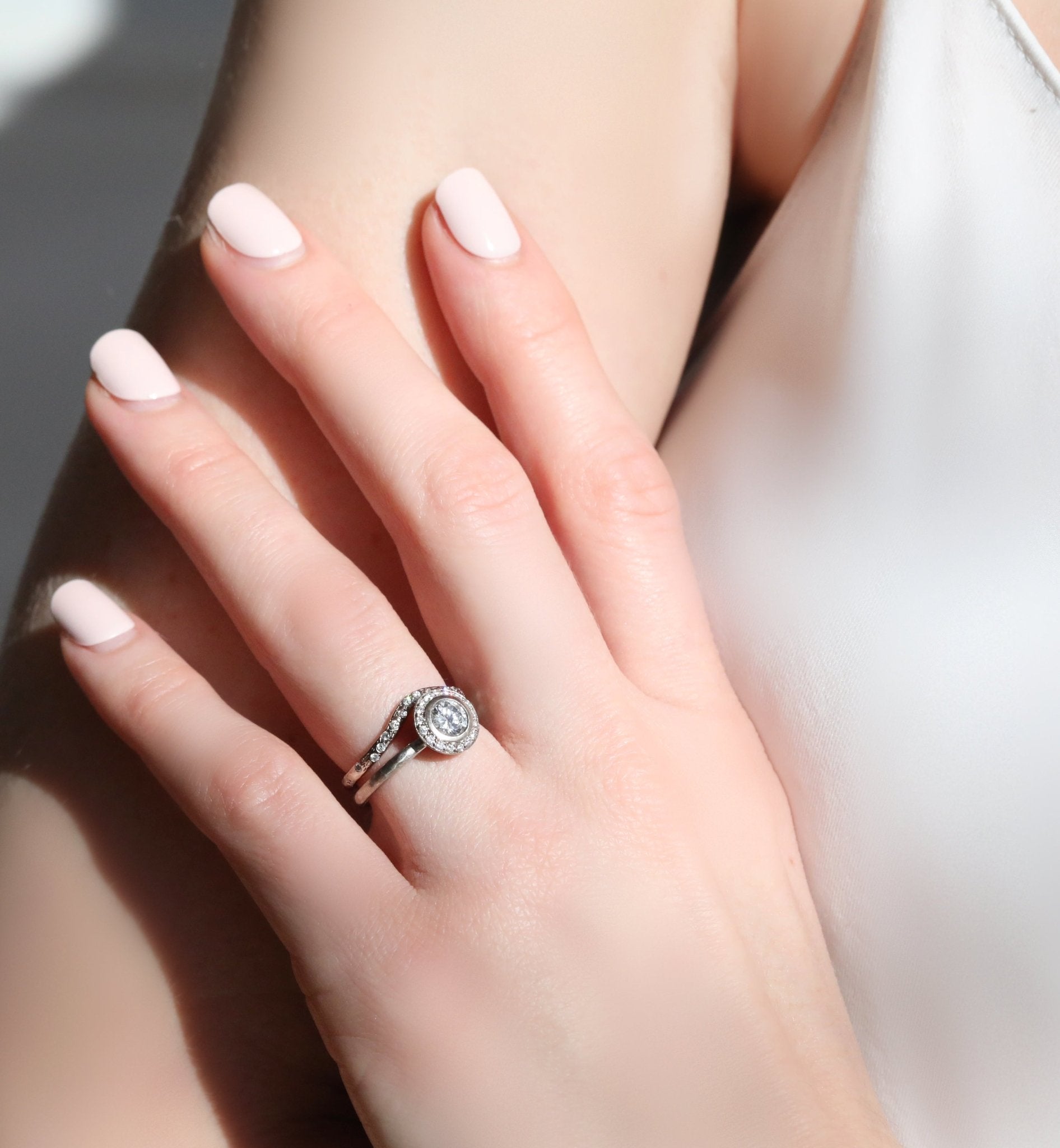 Annie Fensterstock White Gold and Diamond Engagement Ring with Pave Diamond Halo