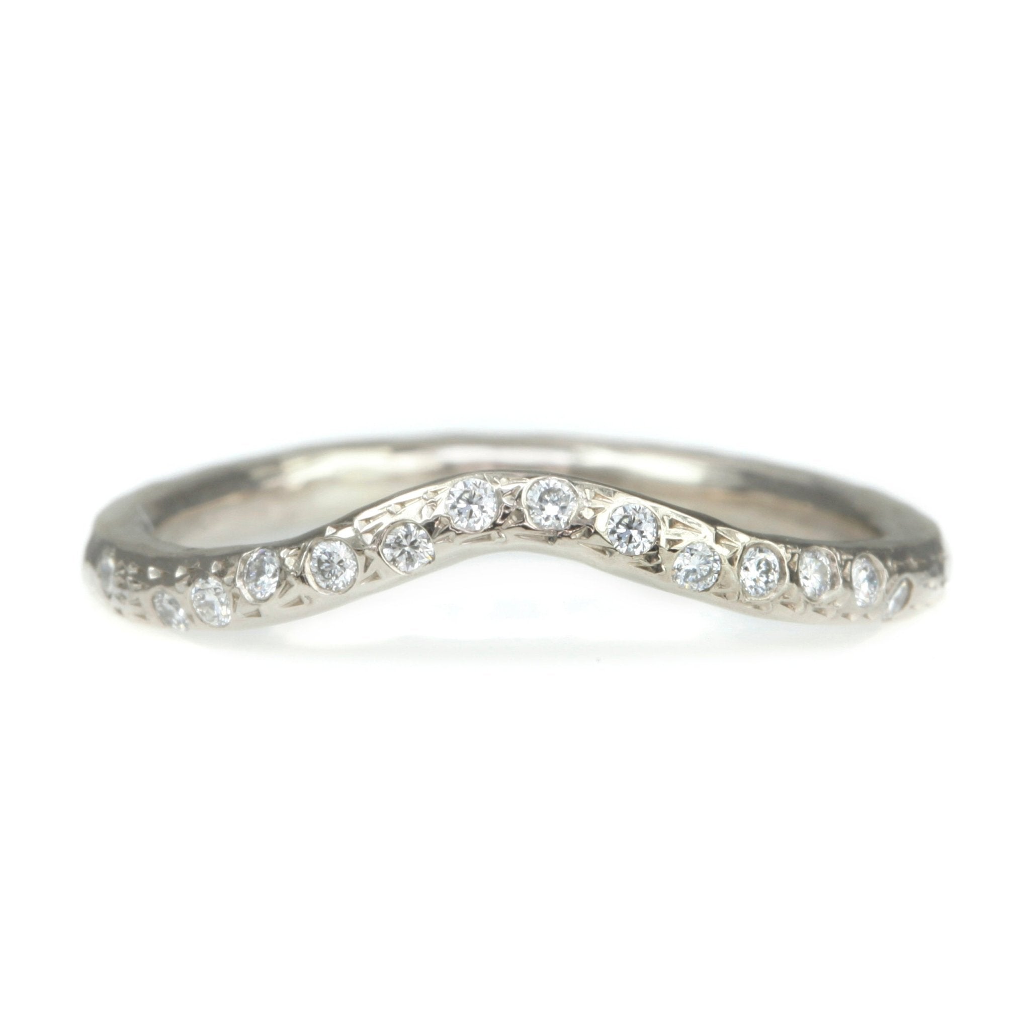 Annie Fensterstock White Gold "Sparkle Curve" Ring with Pave Diamonds