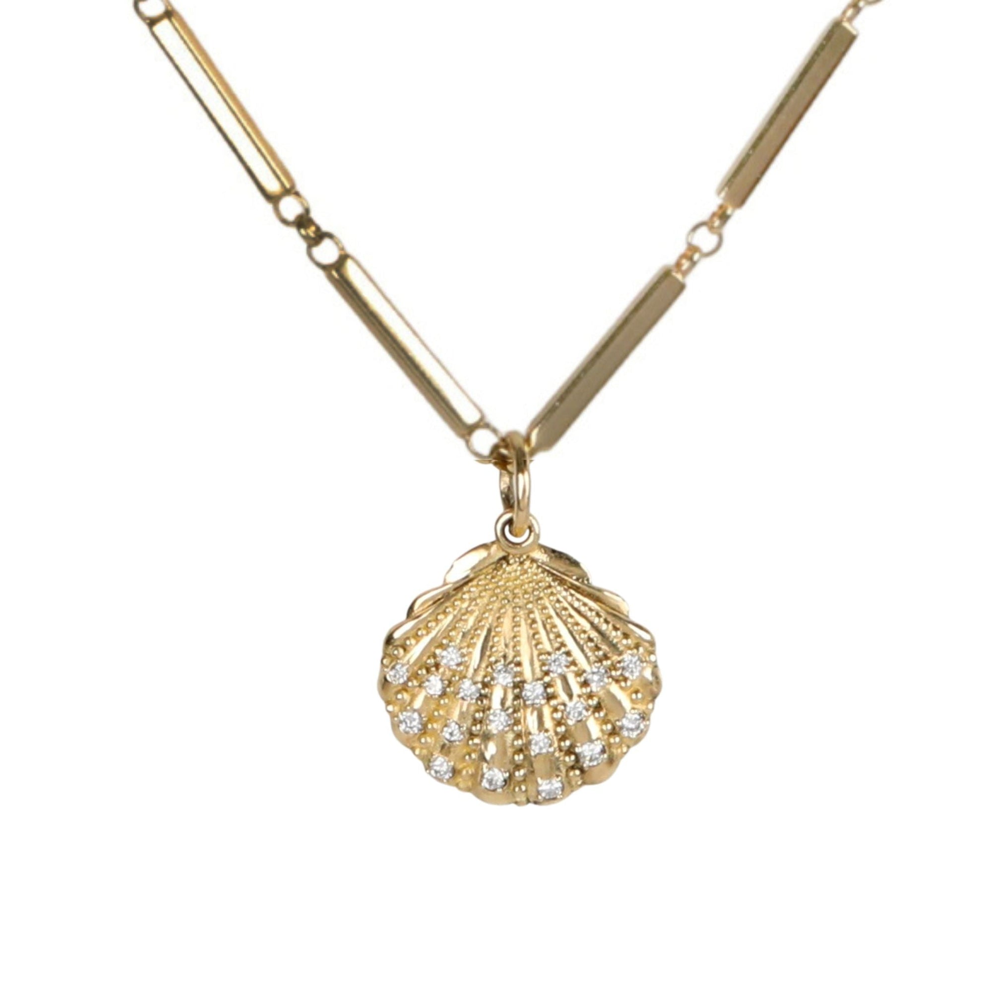 10K &amp; Diamond Seashell Pendant - Peridot Fine Jewelry - Zahava