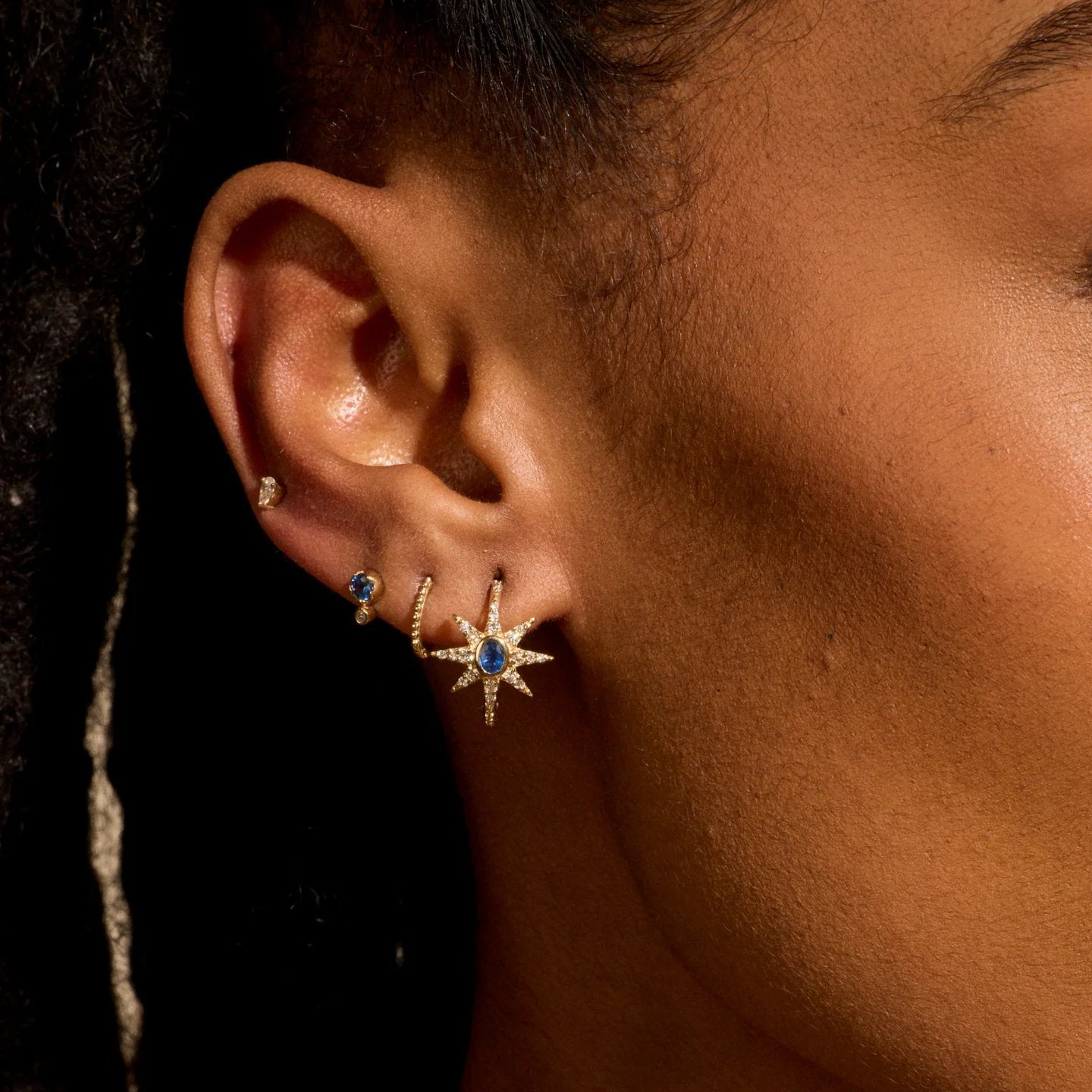 10K Gold Blue Sapphire Starburst Hoop Earrings - Peridot Fine Jewelry - Zahava