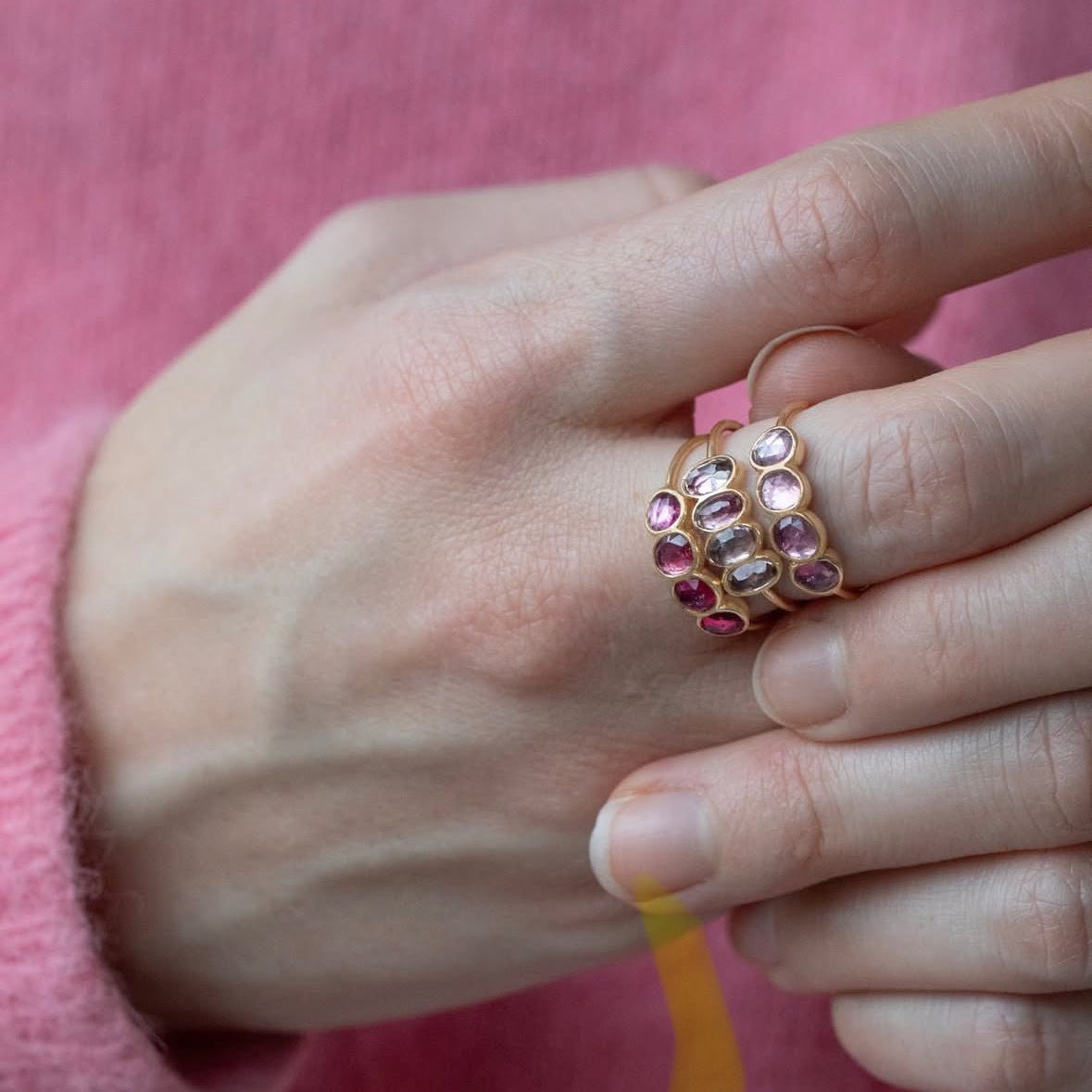 14K Four Bezel - Set Ombre Pink Spinel Ring - Peridot Fine Jewelry - Celine Daoust