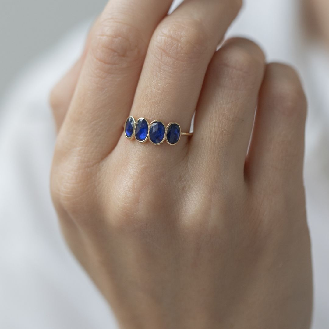 14K Four Bezel - Set Oval Blue Sapphire Ring - Peridot Fine Jewelry - Celine Daoust