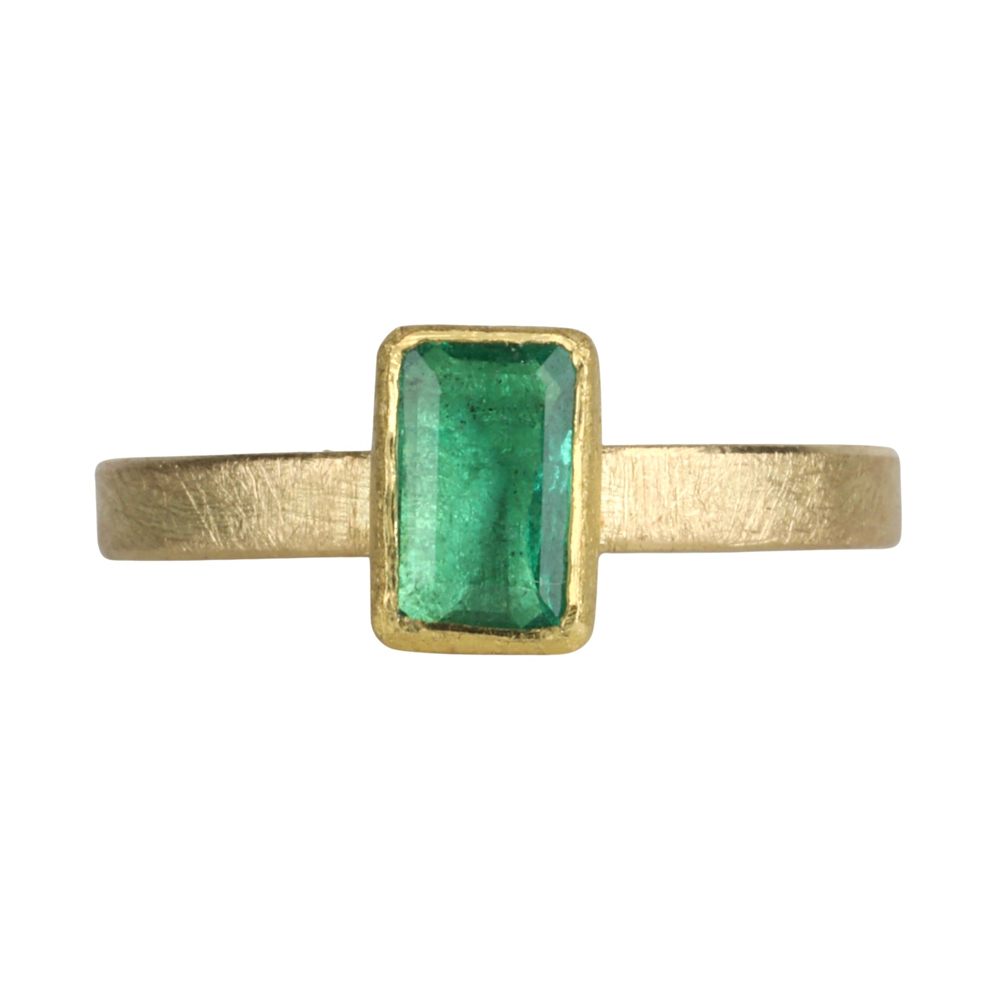 18 &amp; 22K Gold Bezel-Set Rectangular Emerald Ring - Peridot Fine Jewelry - Petra Class