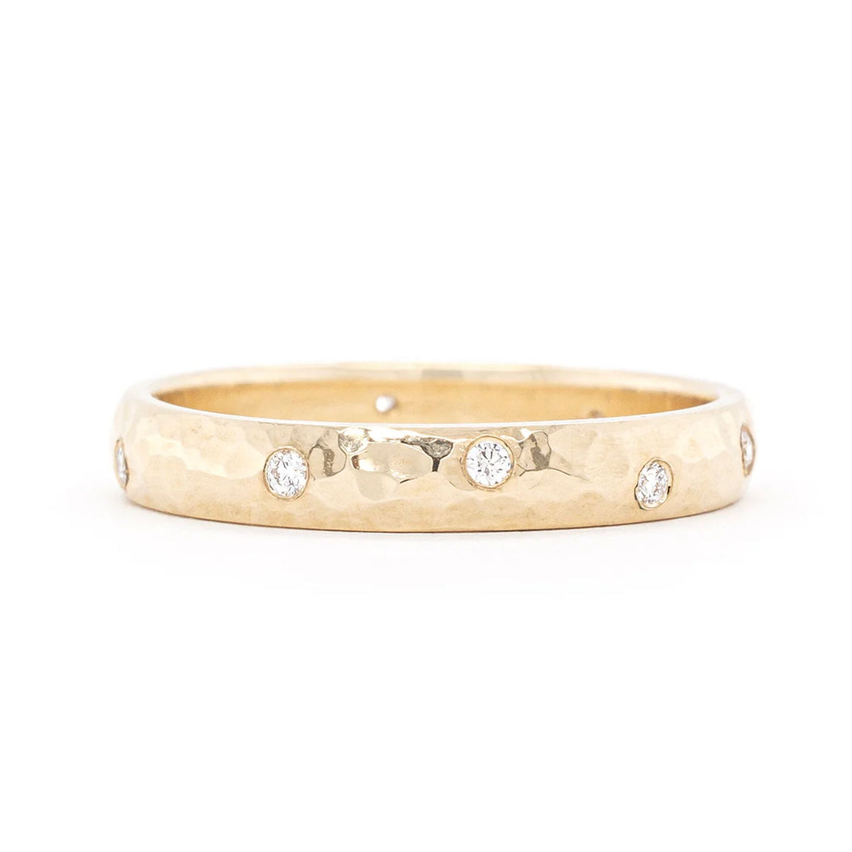 18K "Dancing Diamond" Hammered Band - Peridot Fine Jewelry - Anne Sportun