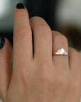 18K Gold Art Deco Style Baguette Diamond Ring - Peridot Fine Jewelry - Artemer