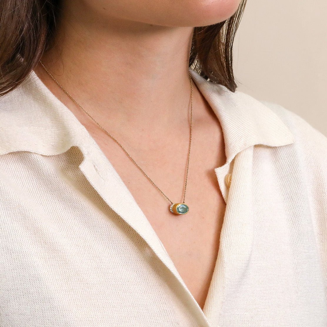18K Gold Bezel - Set Horizontal Oval Emerald Pendant Necklace with Diamond Details - Peridot Fine Jewelry - Annie Fensterstock