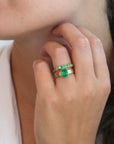 18K Gold Graduated Emerald Tapered Band - Peridot Fine Jewelry - Annie Fensterstock