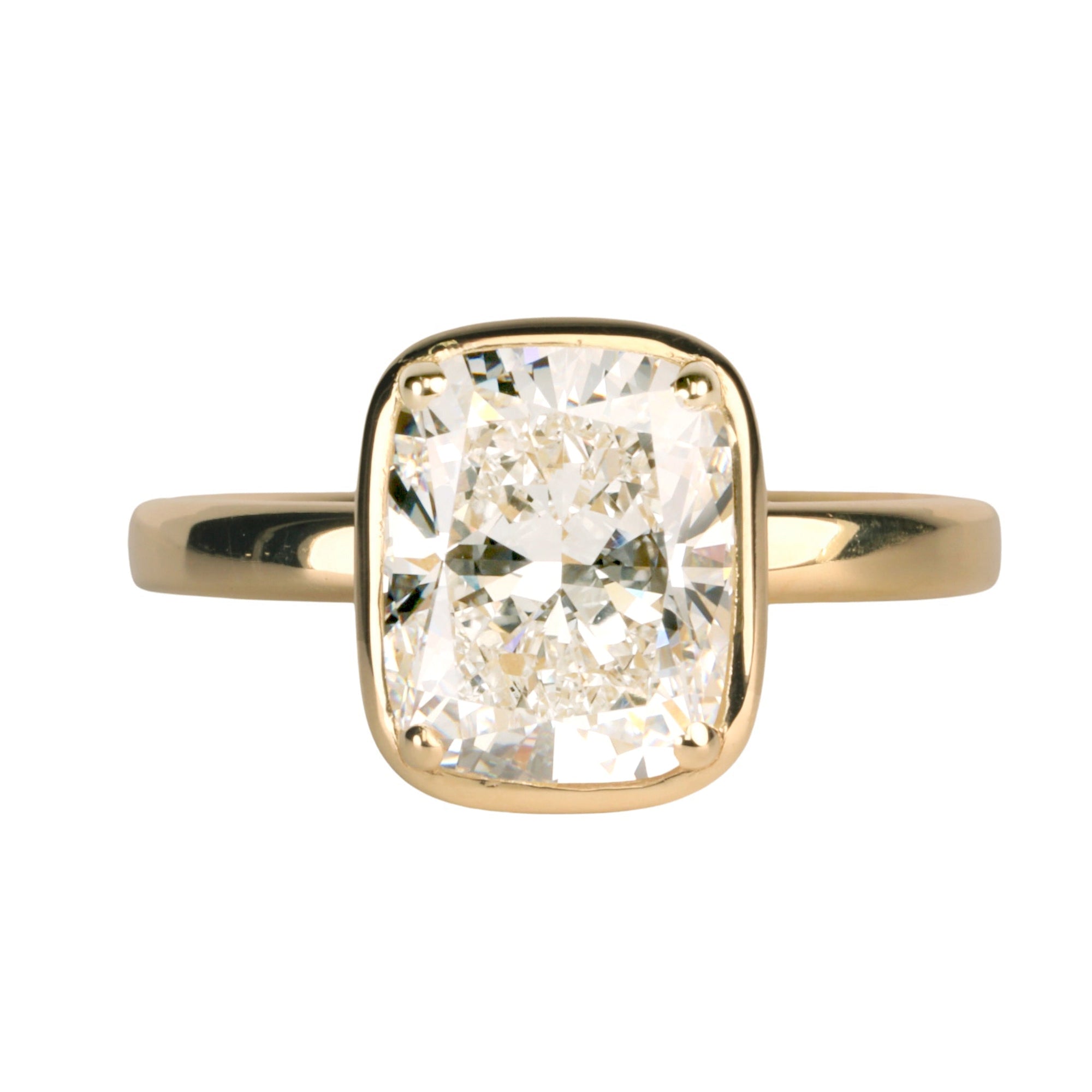 18K Gold "Haley" Ring with Elongated Cushion - Cut Lab Grown Diamond - Peridot Fine Jewelry - Anne Sportun