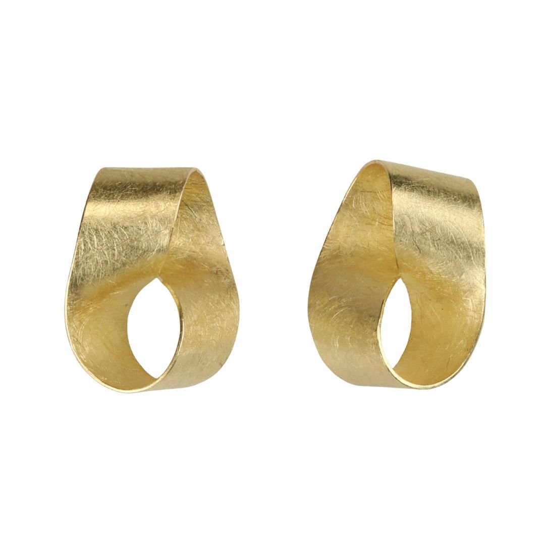 18K Gold Large "Mobius Spiral" Studs - Peridot Fine Jewelry - Petra Class