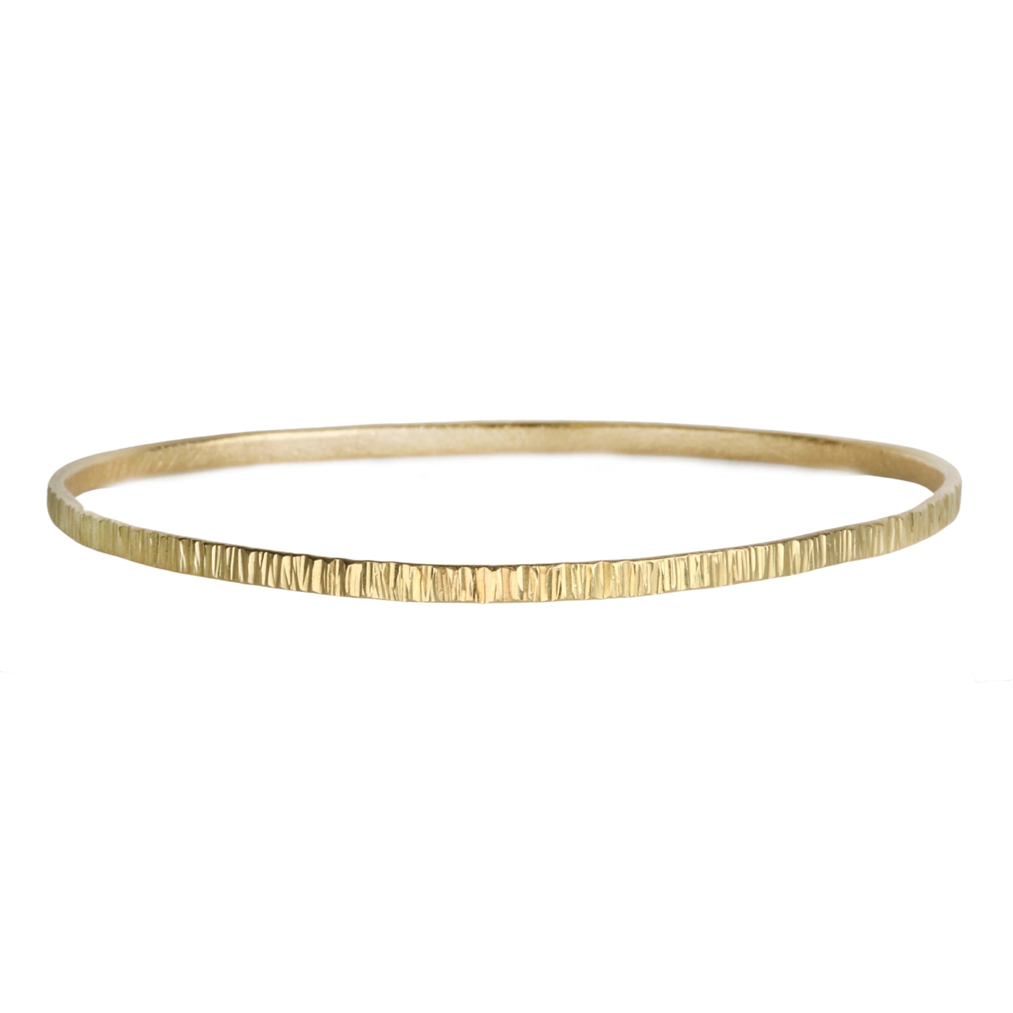 18K Gold Narrow Bangle Bracelet with Linear Hammer Marks - Peridot Fine Jewelry - Petra Class
