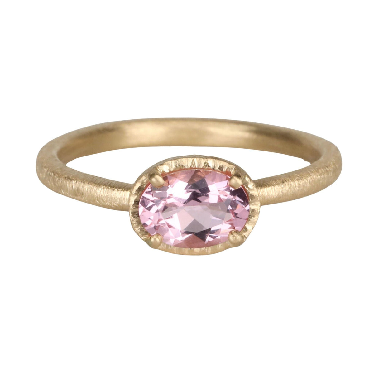 18k Gold Prong - Set Oval Flamingo Pink Morganite Ring - Peridot Fine Jewelry - Yasuko Azuma