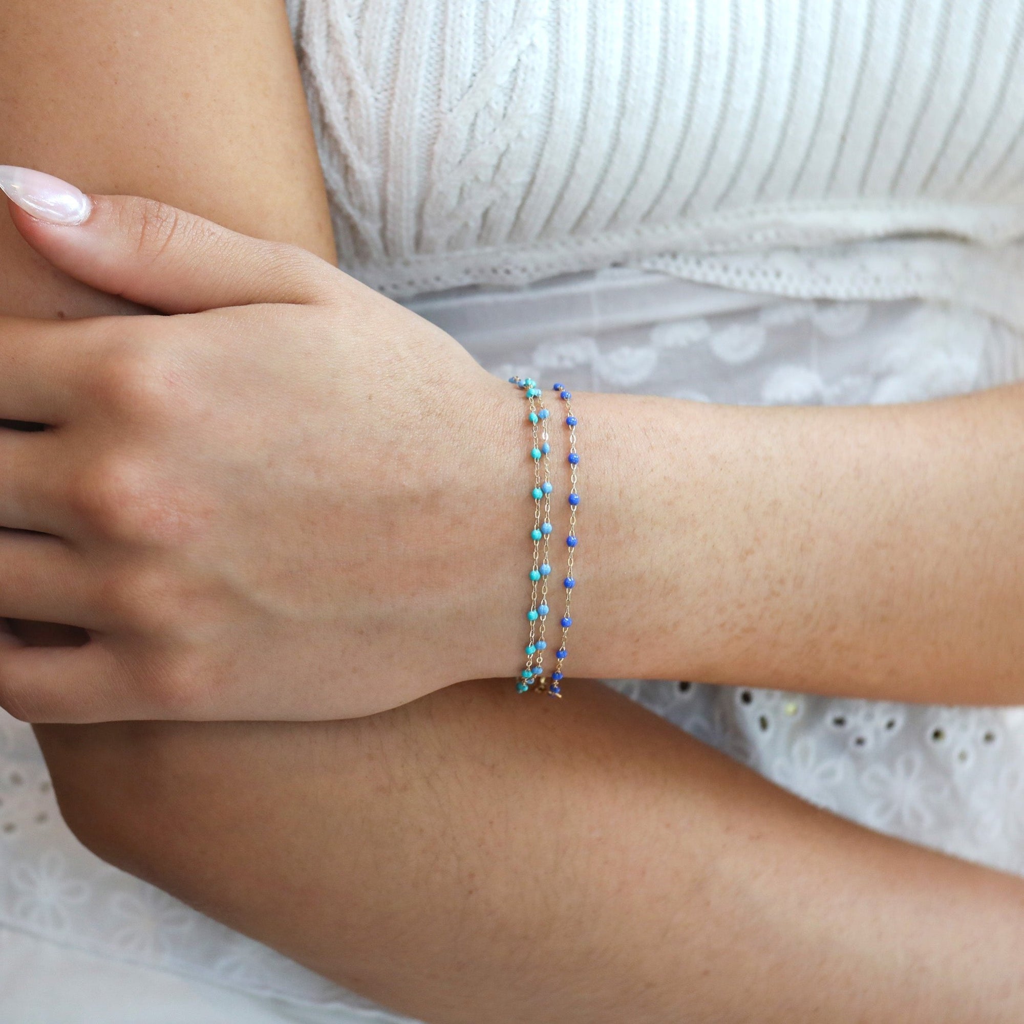 18K Gold Sky Blue Resin Beaded "Classic" Bracelet - Peridot Fine Jewelry - Gigi Clozeau