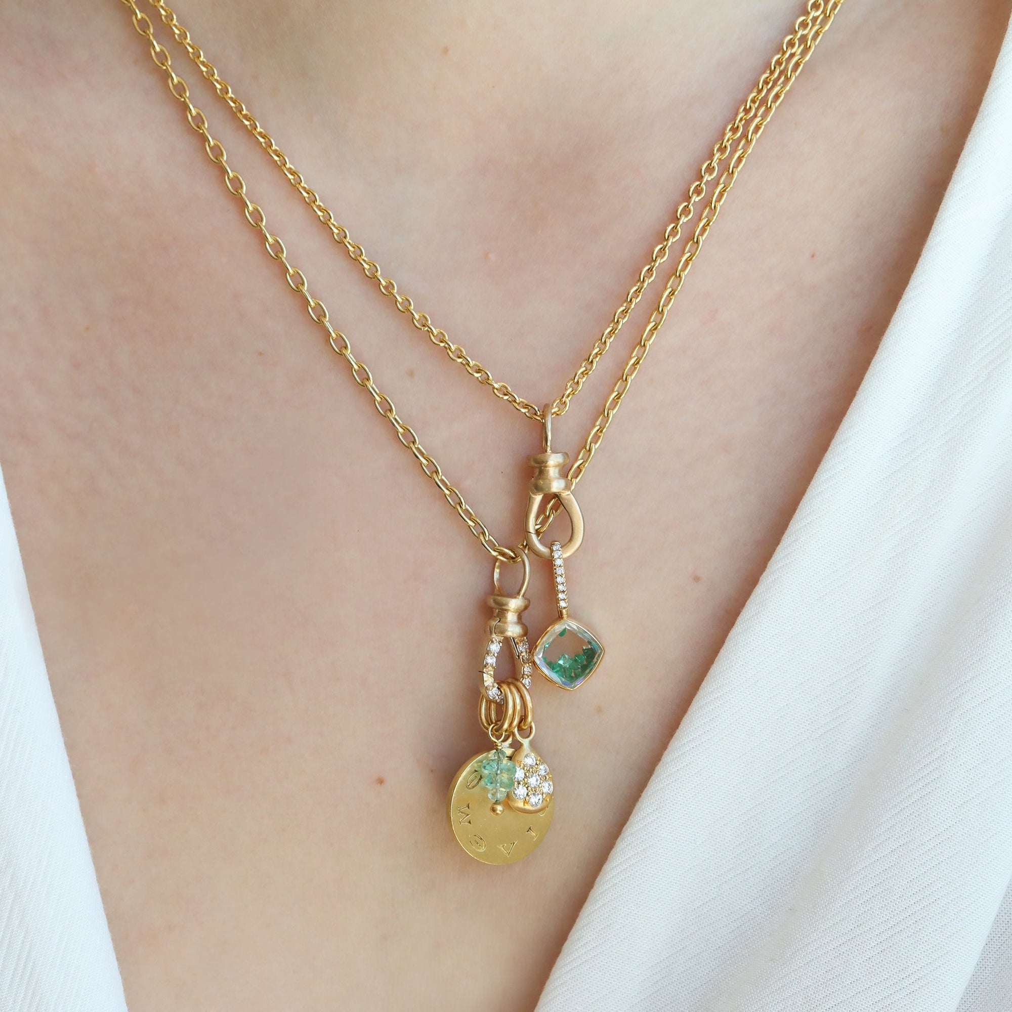 18K Gold Small Matte Swivel Charm Connector - Peridot Fine Jewelry - Zahava
