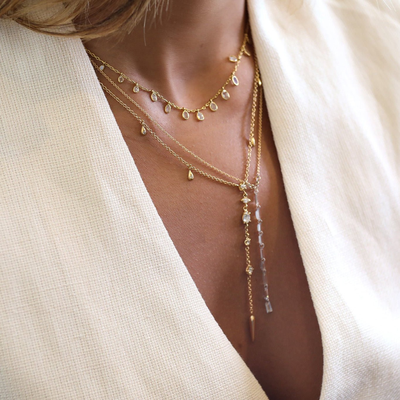 18K Gold &quot;Tess&quot; Diamond and White Sapphire Lariat - Peridot Fine Jewelry - Annie Fensterstock