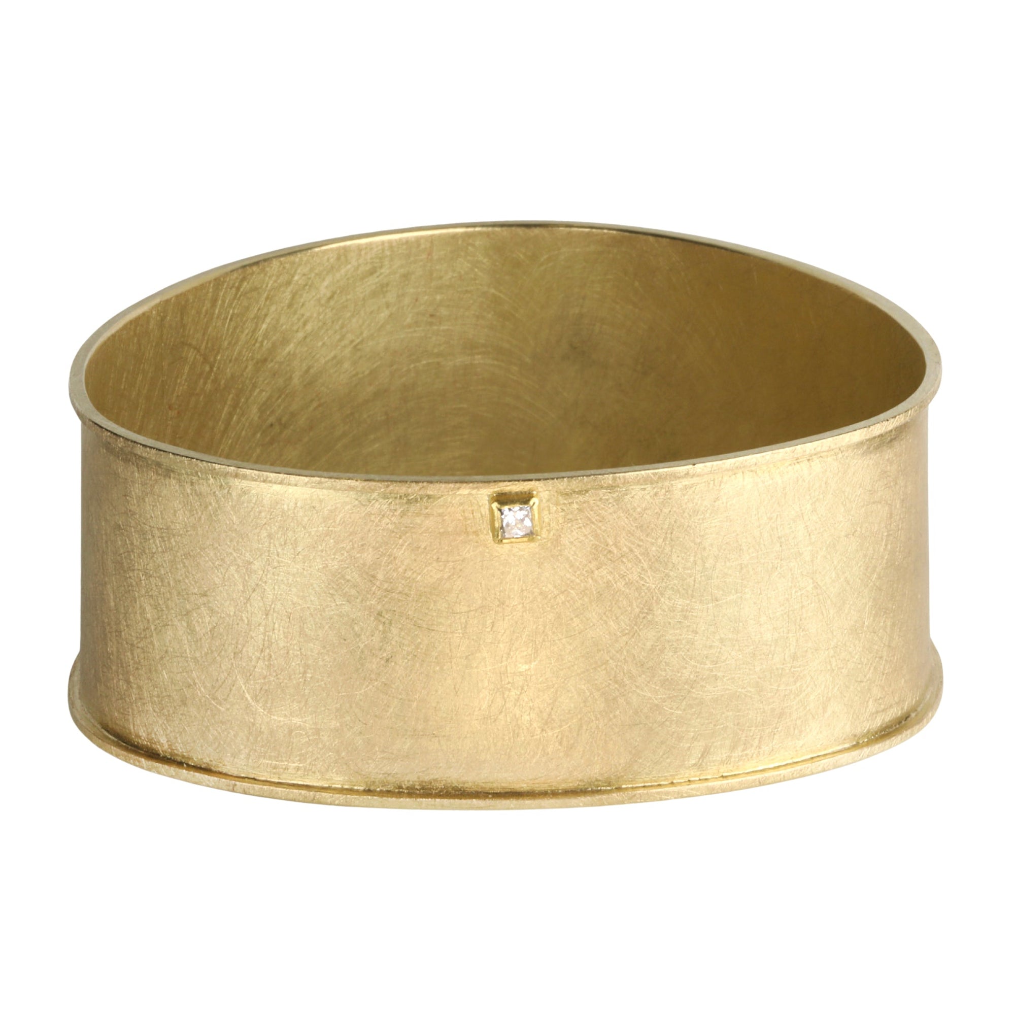 18K Gold Wide Bangle with Princess-Cut Diamond - Peridot Fine Jewelry - Petra Class