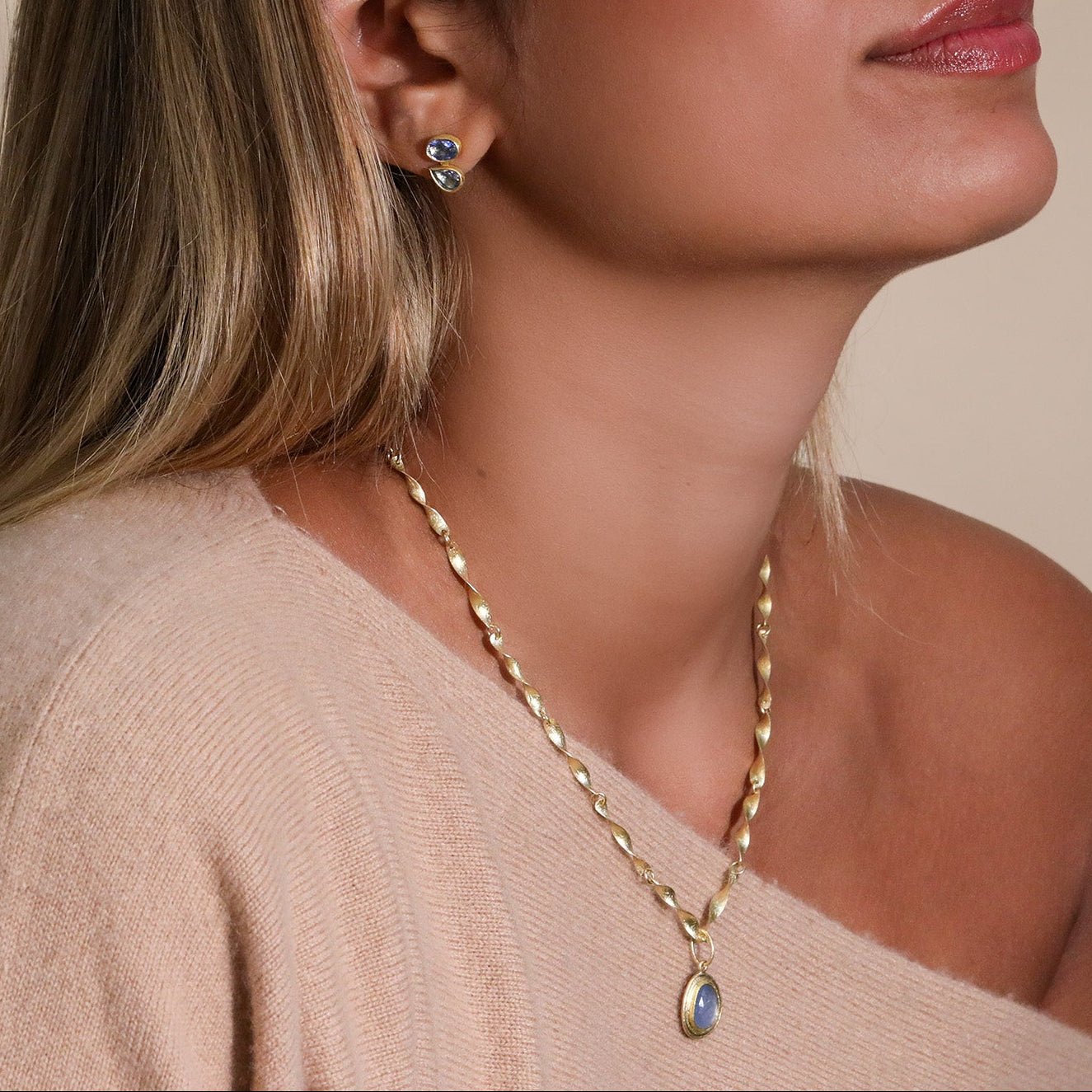 18K Hand Fabricated "Helix" Twisted Link Chain Necklace - Peridot Fine Jewelry - Petra Class