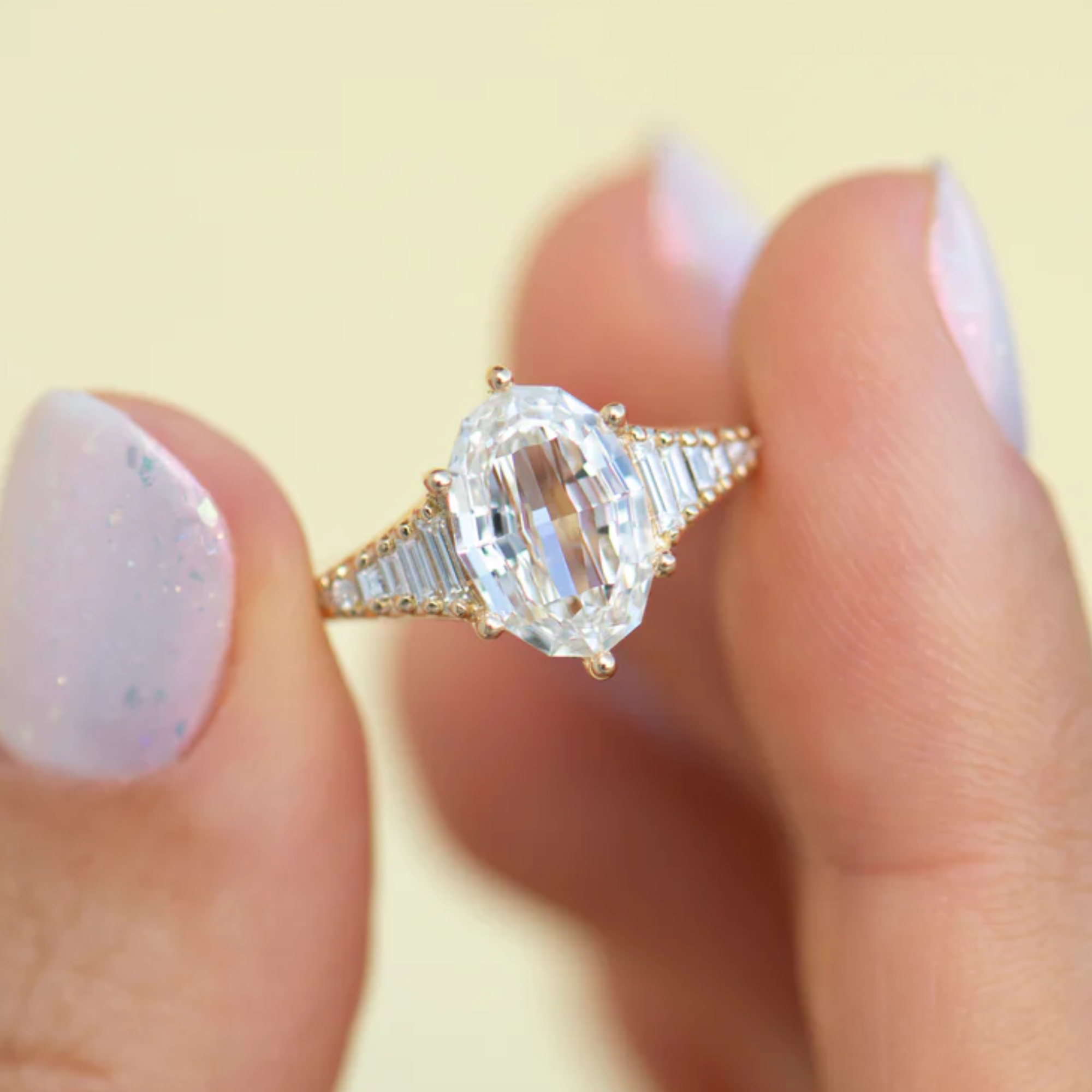 18K Oval Step - Cut Diamond "Zeppelin" Ring with Graduated Baguette Diamond Shoulders - Peridot Fine Jewelry - Artemer