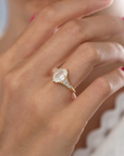 18K Oval Step - Cut Diamond "Zeppelin" Ring with Graduated Baguette Diamond Shoulders - Peridot Fine Jewelry - Artemer