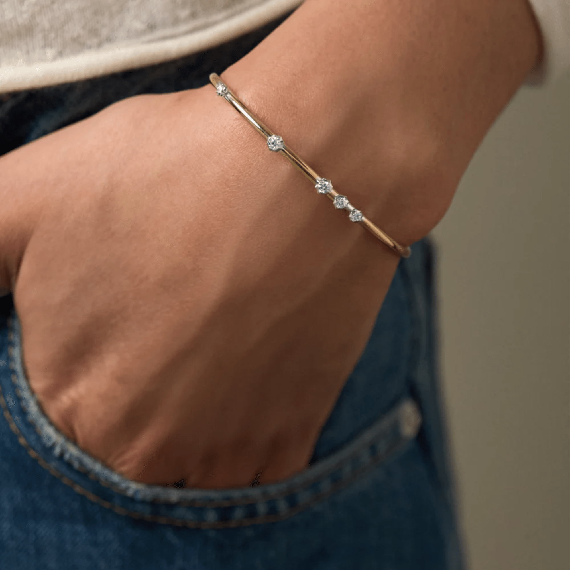 18K & Platinum Two Tone "Constellation" Plie Bangle with Five Scattered Diamonds - Peridot Fine Jewelry - Jade Trau