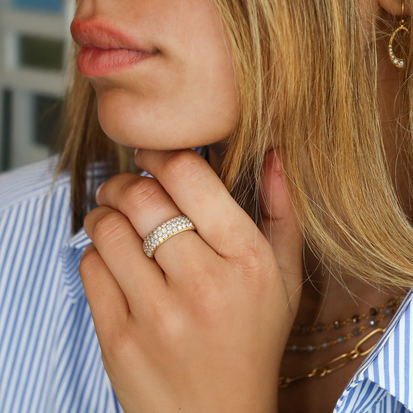 20K Gold Ring with Three Rows of Pave Diamonds - Peridot Fine Jewelry - Caroline Ellen