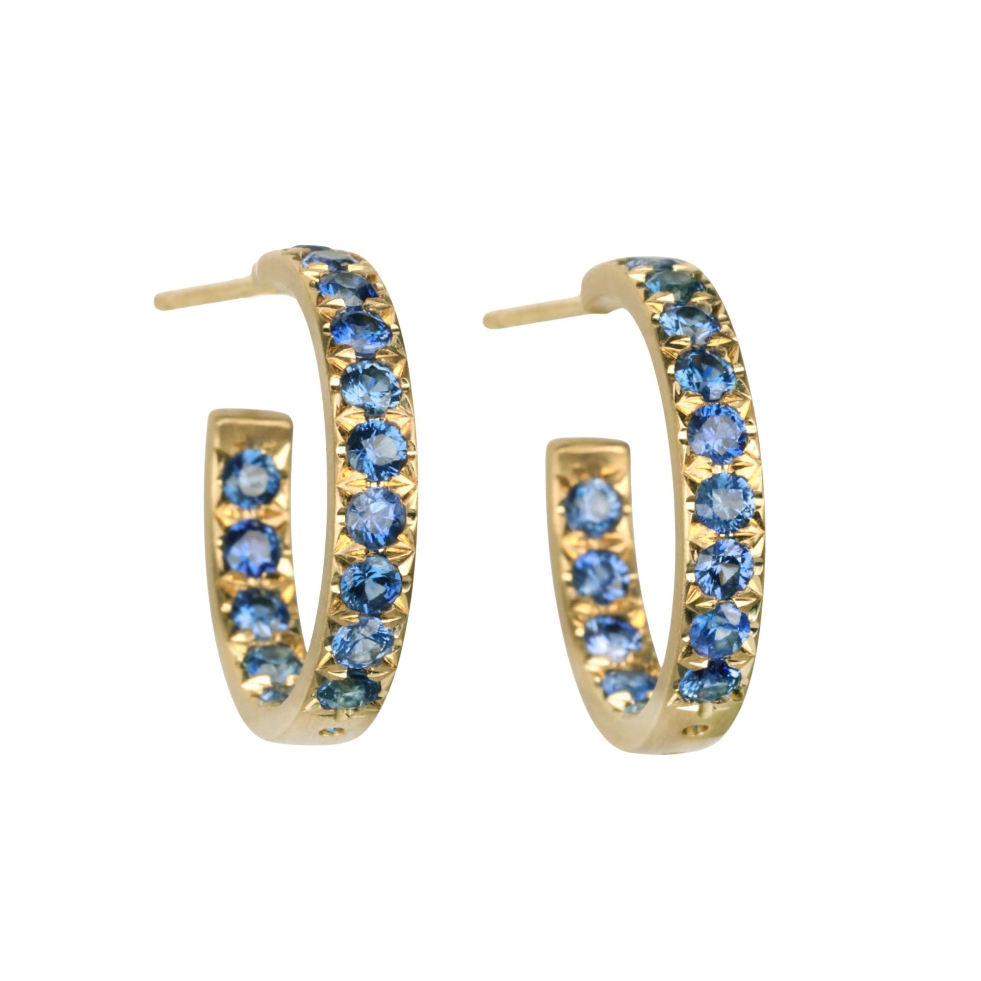 20K &amp; Pave Blue Sapphire Medium Hoop Earrings - Peridot Fine Jewelry - Caroline Ellen