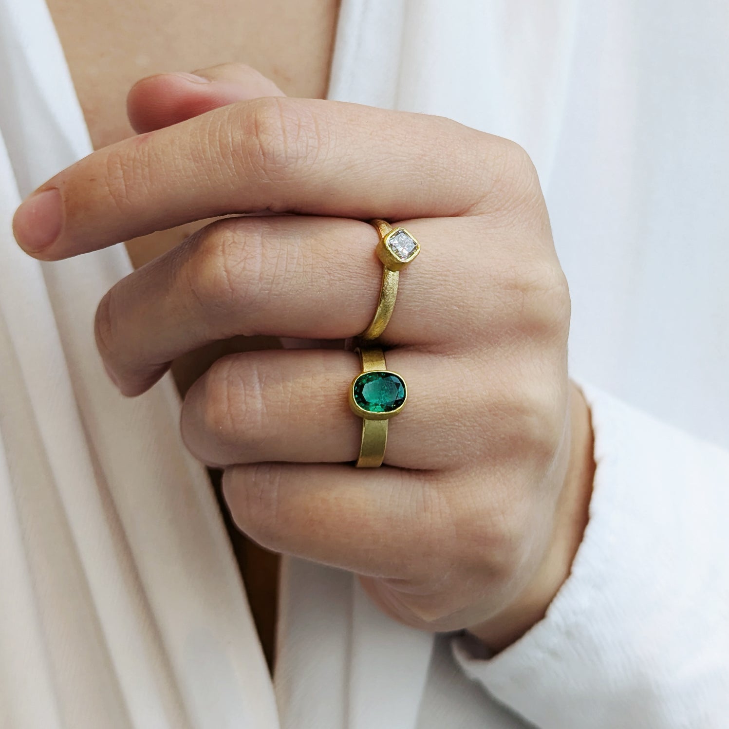 22 &amp; 18K Bezel - Set Oval Zambian Emerald Ring - Peridot Fine Jewelry - Petra Class