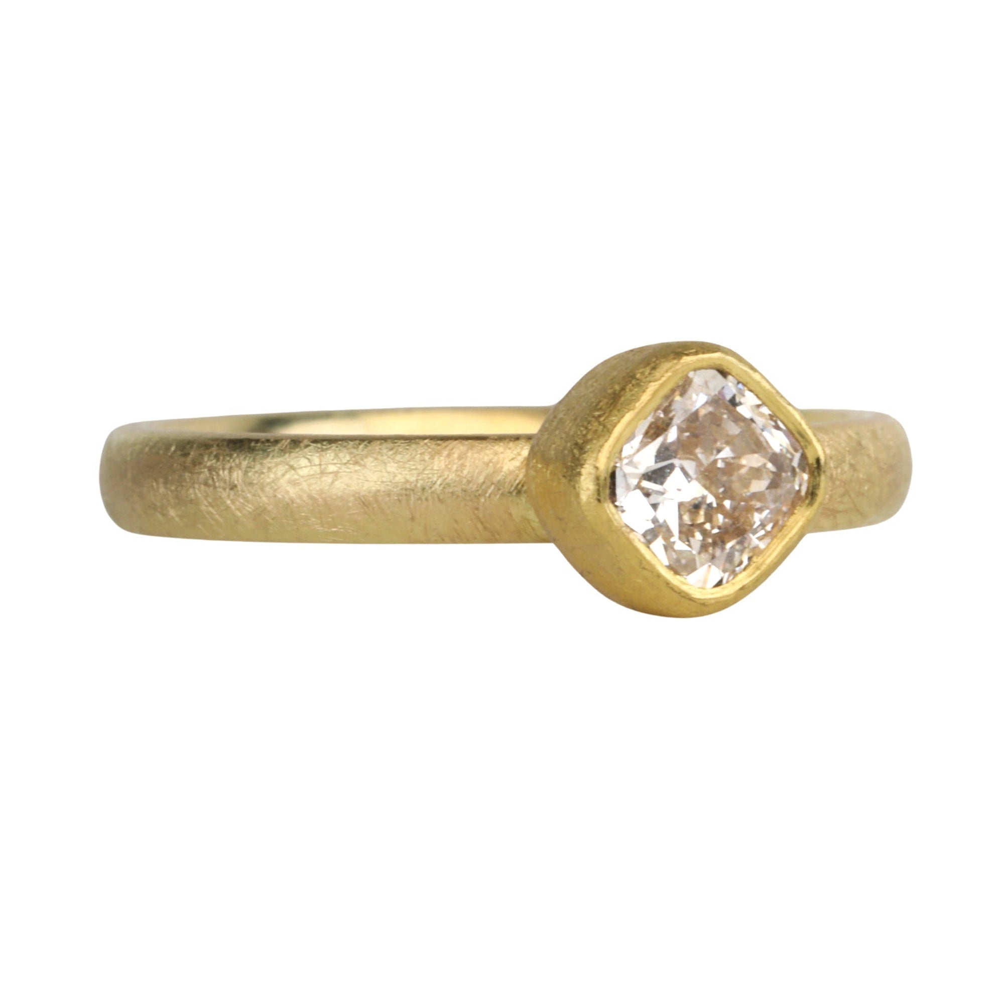 22 & 18K Bezel - Set Princess Cut Diamond Ring - Peridot Fine Jewelry - Petra Class