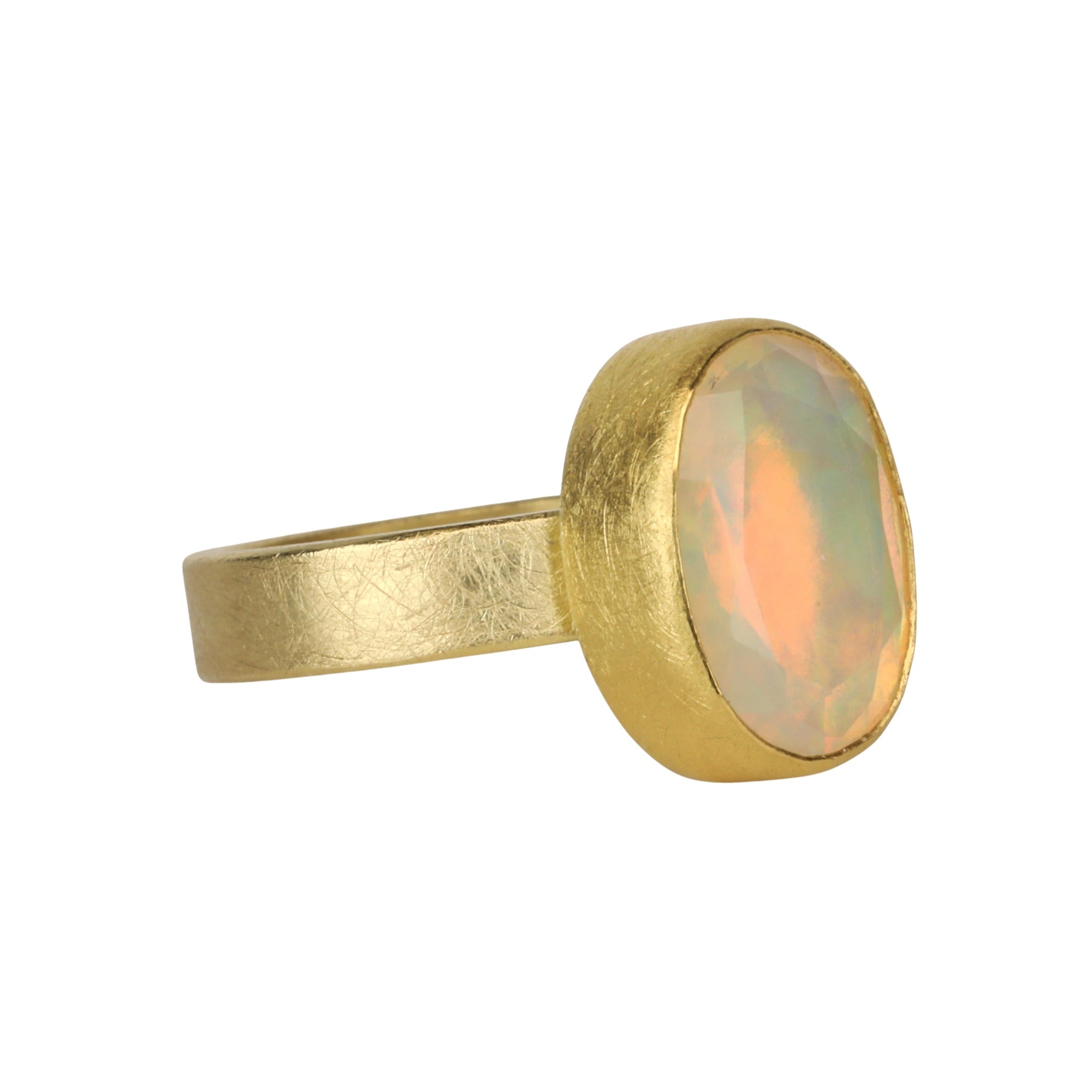 22K &amp; 18K Bezel-Set North/South Oval Faceted Ethiopian Opal Ring - Peridot Fine Jewelry - Petra Class