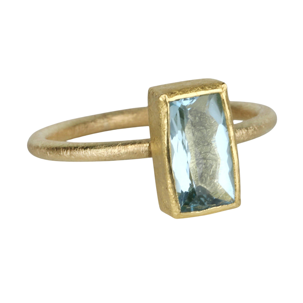 22K &amp; 18K Gold Vertical Rectangular Faceted Aquamarine Ring - Peridot Fine Jewelry - Petra Class